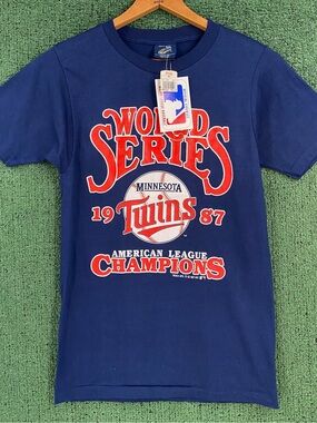 New VTG 1987 Minnesota Twins World Series Champions MLB T-Shirt Women’s XXS